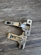 Salice 2P8 Cabinet Door Hinge w/ H02 Mounting Base Plate Self Closing, Lot Of 50