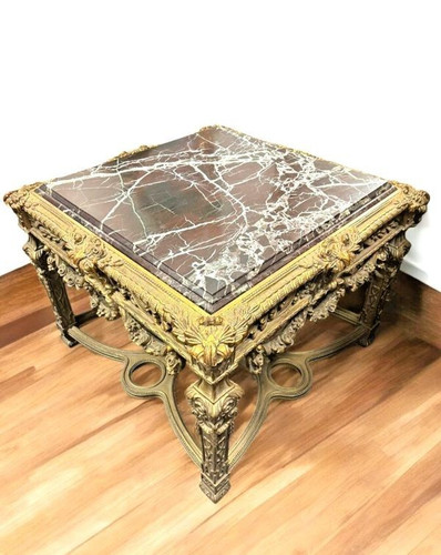 Une table carrée style - une,