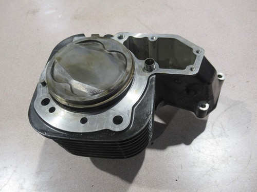 Cylindre piston gauche - cylindre, +