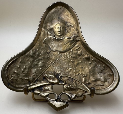 Art nouveau vide - vide, poche