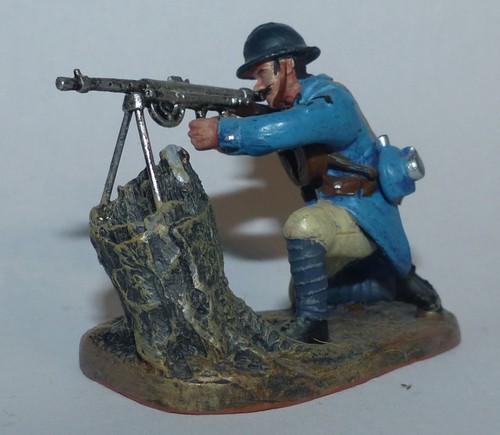 Soldat français tirant - , au