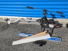 KYOSHO CONCEPT 60 RC ENGINE POWERED HELICOPTER Chassis w/ Engine & Radio / Gyro