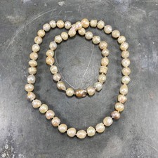 Collier de perles baroques