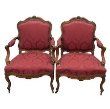Fauteuils à la Reine de style