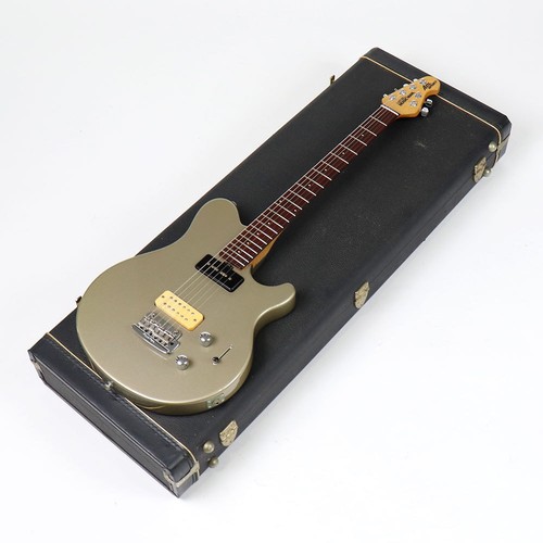 Music man axis - man, sport