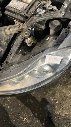Optique avant principal gauche
