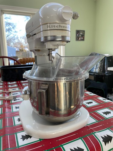 Kitchen aid stand mixer - aid, w