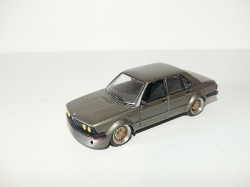 Bmw 520 vert - bmw, 1:43