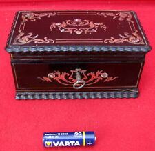 PETIT COFFRET ANCIEN AVEC