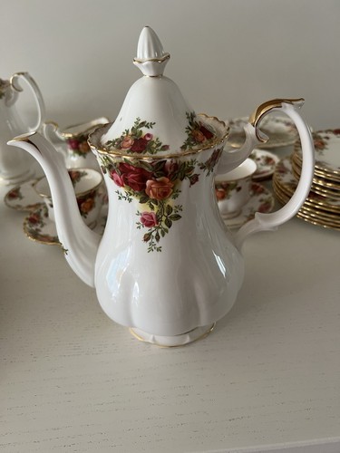 Royal albert old country - country, roses