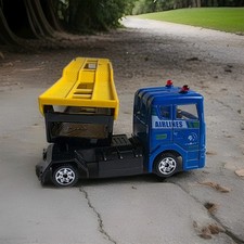 1999 Maisto Diecast Car Transporter Truck 1:87 Metal Chassis – With 2 Bonus Cars