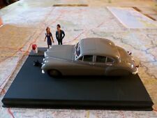 JAGUAR MK VII IXO 1/43 Blue Road Series "Le Relais Route"