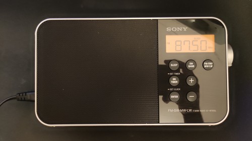 Radio réveil portable sony - radio-réveil,