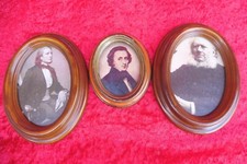 3 Beaux Vieux Cadres, Cadres