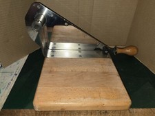 coupe pain / trancheuse à pain / lame arrondi