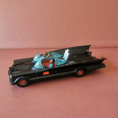 Corgi toys batmobile batman - toys,