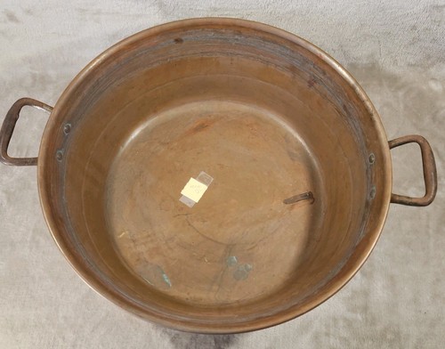 Ancienne grande bassine - , à
