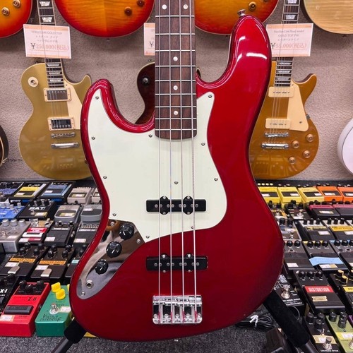 Guitare basse électrique