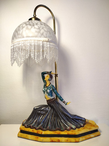 Lampe style art déco - , danseuse