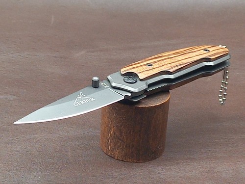 Petit couteau gerber pliant - petit,