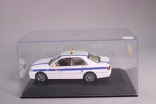 LE5853 J-COLLECTION 1/43