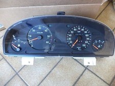 n°c113 compteur peugeot 806