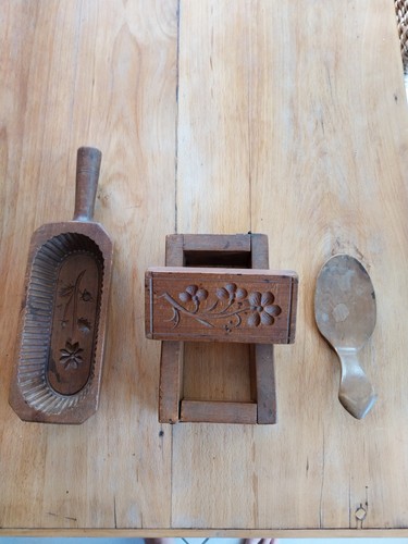 Lot moules beurre - moules, anciens