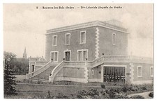 Old postcard 36 - Rouvres Les Bois (Indre) - 8. Saint Leonide (right facade)