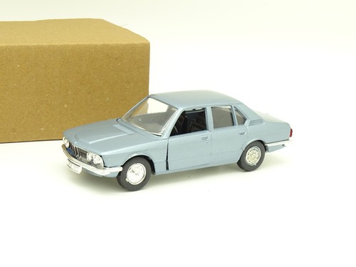 Schuco bmw 520 - sb,