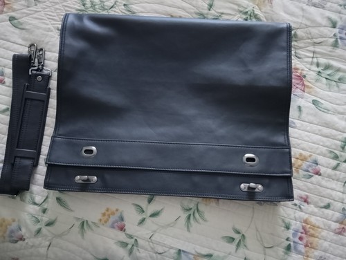 Beau cartable sacoche - homme, en