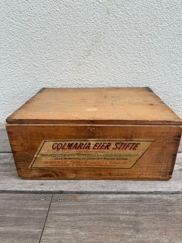 Ancienne boîte publicitaire