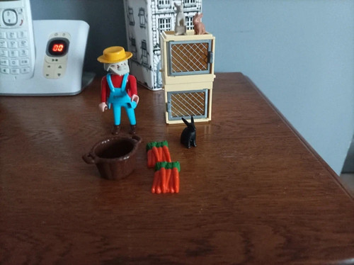 Figurine plus clapier - , à