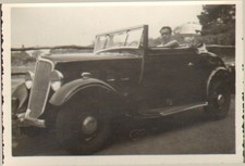 RENAULT MONAQUATRE CABRIOLET SPIDER CAR PHOTO 