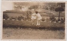 OLD PHOTO 2 VERY YOUNG CHILDREN-WOODEN TOYS TO PUSH-PUBLIC GARDEN