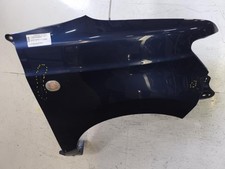 Aile avant droit DAIHATSU