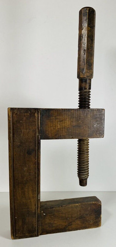 Ancienne presse bois - À,