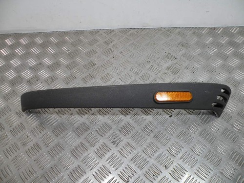 Carénage baguette latéral