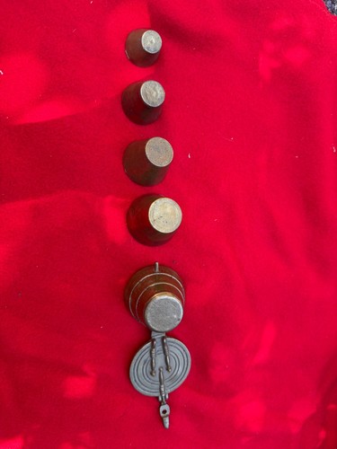 Petites boîtes métalliques