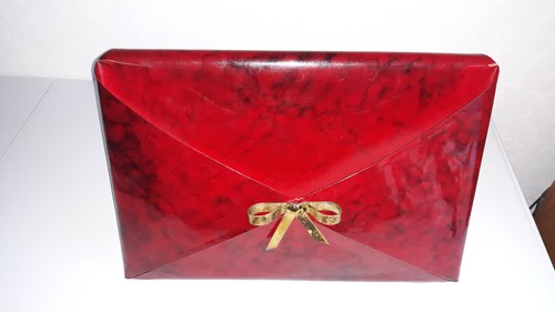 Porte revues enveloppe cadeau - porte,