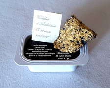 Roche volcanique dorée à la feuille d'or 22 carats fabriquée en Auvergne FRANCE