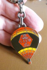 Ancien porte clé Fia Montgolfière Club Stella Artois Bière Verre Chope Café Bar