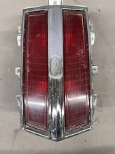 1974 1975 Oldsmobile Cutlass 442 S Supreme Taillight Tail Lamp Light Taillamp