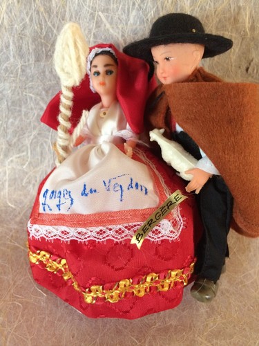 Petit couple poupées - petit,