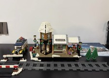LEGO 10259 : Winter Village Station 100% Complete