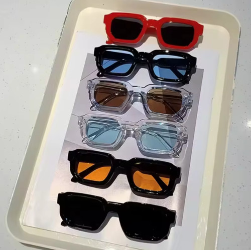 Lunettes soleil rétro - lunettes,