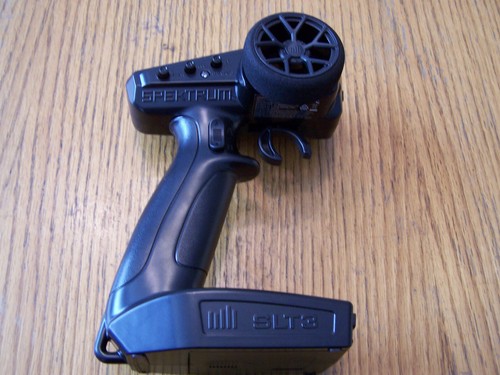 Spektrum slt3 3ch 4ghz radio - 2.4ghz,