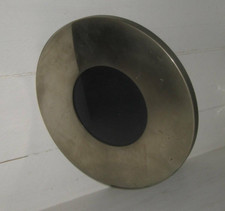 cadre rond en métal argenté