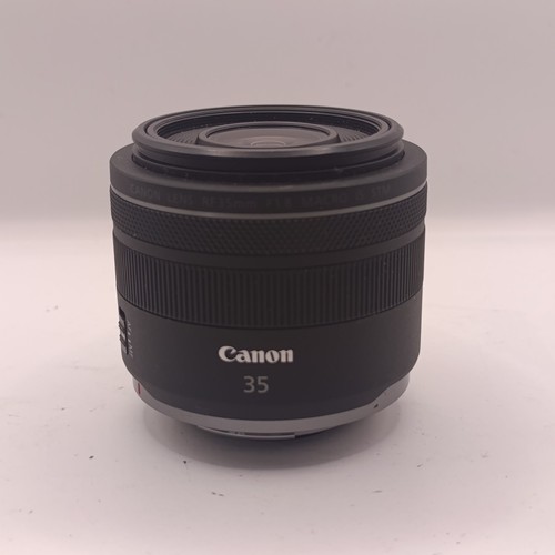 Canon 35mm 8 macro - f/1.8,