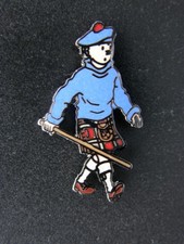 pin's TINTIN - l'ile noire 