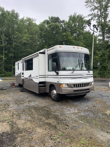 2005 winnebago voyage - 2005,